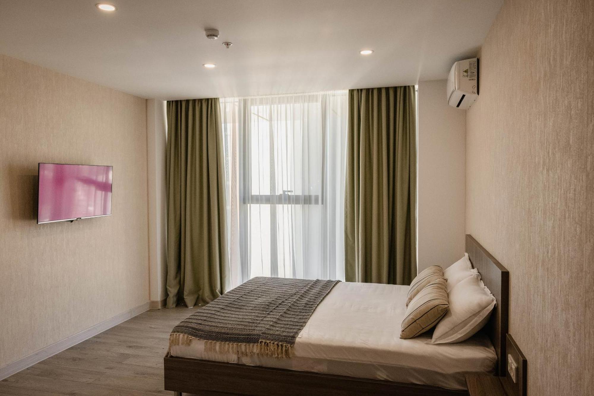 Green Side Apart Hotel Batum Dış mekan fotoğraf